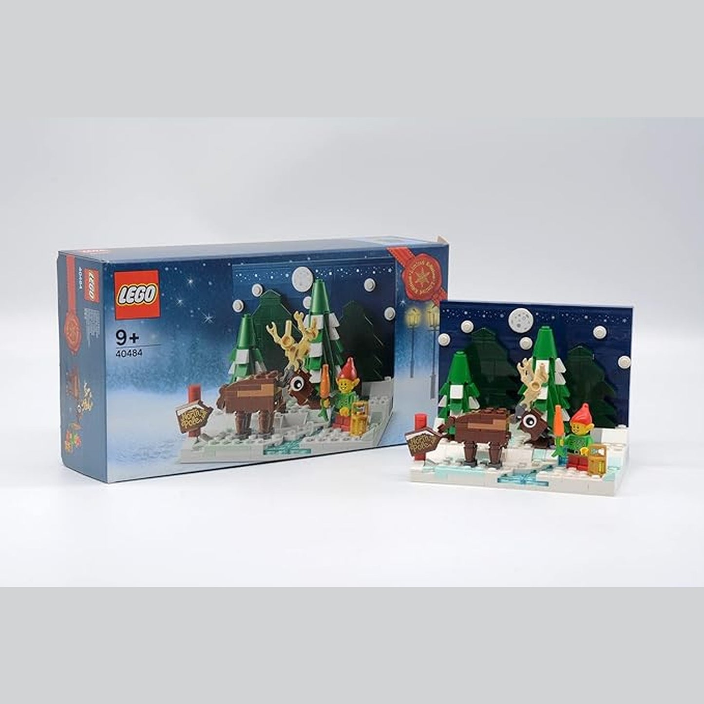 Lego Santa's Front Yard Building Sets