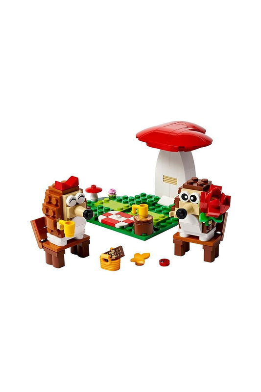 Lego 40711 Valentine Hedgehog Picnic Date Age 8+